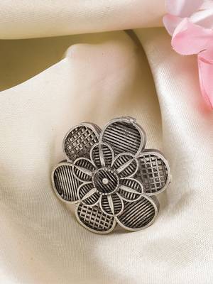 Women silver-toned floral shape adjustable finger ring 1