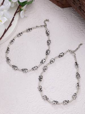 Women set of 2 silver-plated elephant design anklets 1