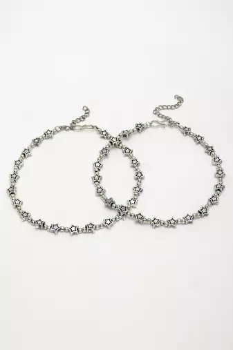 Women set of 2 silver-plated star design anklets