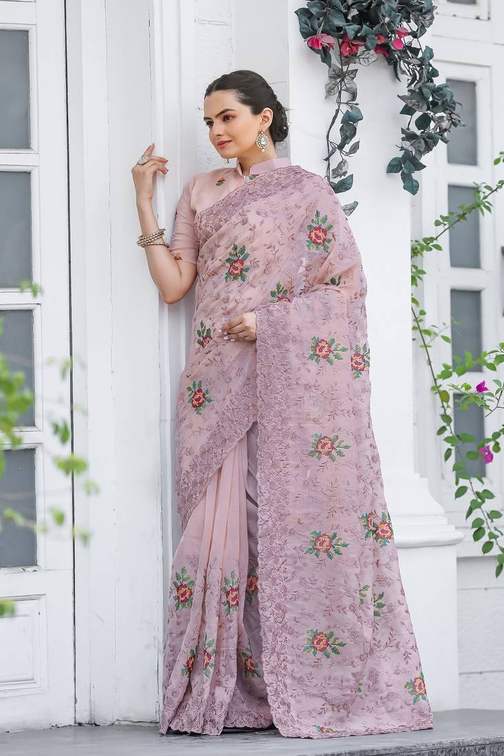 Pink  Colour Chiffon Saree With Beautiful Cut Work And Embroidery Flower Work