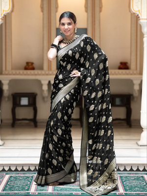 Black Designer Weaving Jacquard Banarasi silk blend Traditional Saree 3