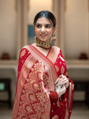 Red Designer Weaving Jacquard Banarasi silk blend Traditional Saree 4
