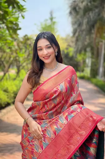 Multi Pink Color Kanchipattu silk blend Weaving Saree