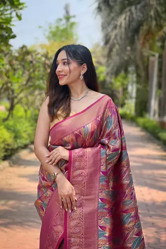 Multi Wine Color Kanchipattu silk blend Weaving Saree