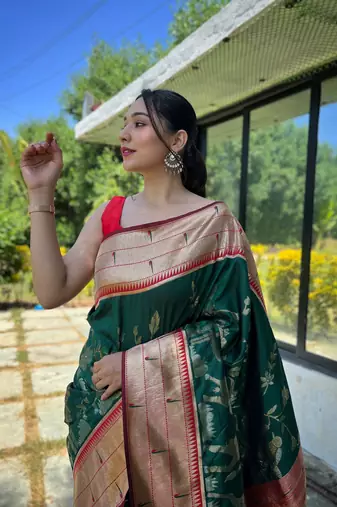 Soft Paithani silk blend Saree With Rich Weaved Paithani Pallu