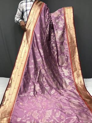 Soft Paithani silk blend Saree With Rich Weaved Paithani Pallu 4