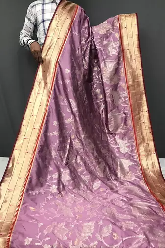 Soft Paithani silk blend Saree With Rich Weaved Paithani Pallu