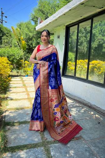Soft Paithani silk blend Saree With Rich Weaved Paithani Pallu