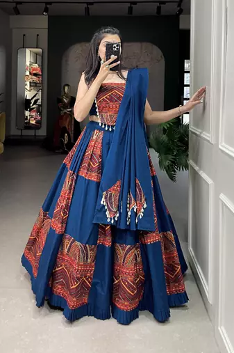 Women's Cotton Navratri Special Lehenga Choli Set