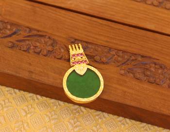 Kerala style gold plated palakka pendant 1