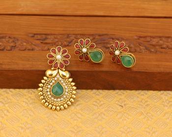 Designere gold plated kempu pendant set 1