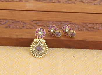 Designere gold plated kempu pendant set 1