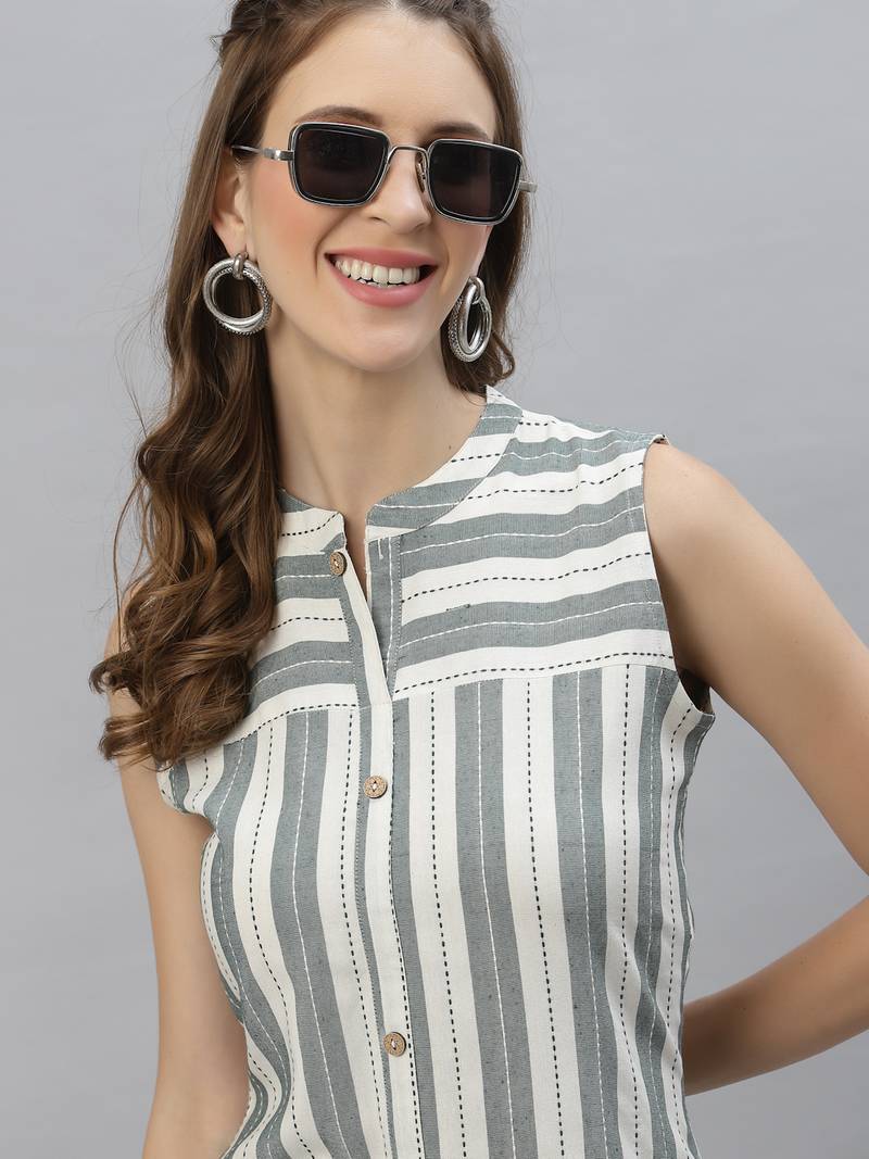 Women's Self Woven Striped Cotton Blend Straight Kurta