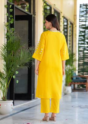 Yellow mirror work cotton kurta set 2