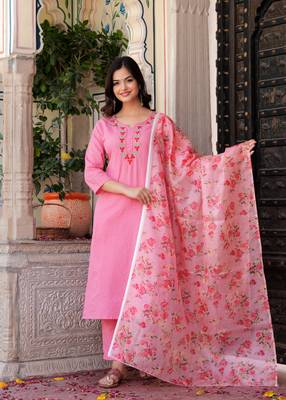 Peach embroidered katha cotton kurta set with dupatta 1