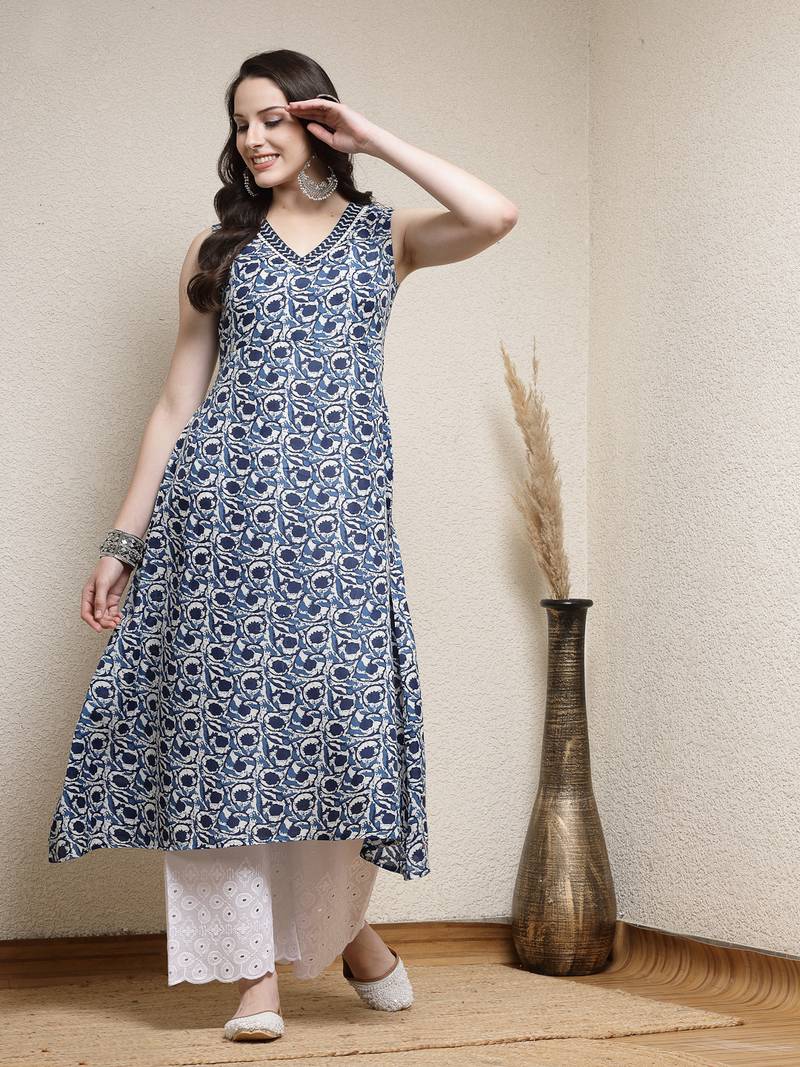Women's Floral Printed Cotton Blend A-Line Kurta