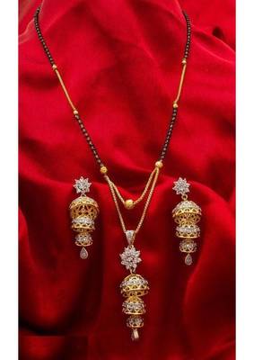 Elegant Two-Layer Necklace with Flower Pendant & Golden Ball 1