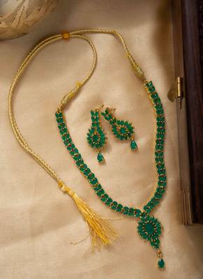 Mint Green Bead Necklace with Curvy Pendant & Matching Earrings 2