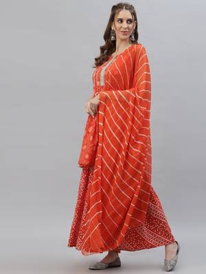 Women's Bandhej printed Cotton Flared short Kurta Sharara Dupatta Set 3