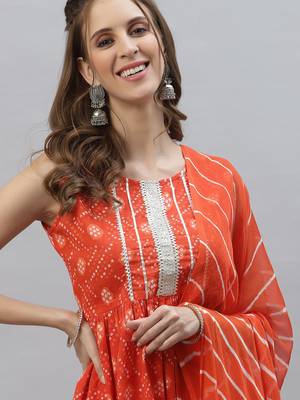 Women's Bandhej printed Cotton Flared short Kurta Sharara Dupatta Set 4