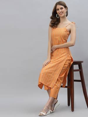 Women's Striped Cotton Blend Straight Kurta Pant Set 1