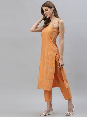 Women's Striped Cotton Blend Straight Kurta Pant Set 3