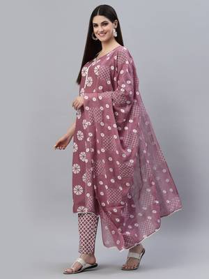 Women's Printed Rayon Straight Kurta Pant Dupatta Set 3