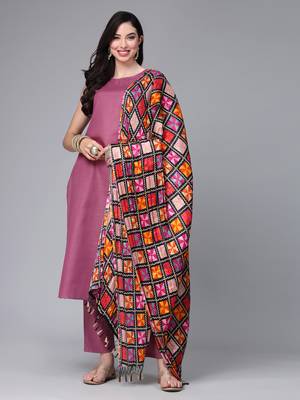 Women's Solid Cotton Blend Straight Kurta Pant Dupatta Set 1