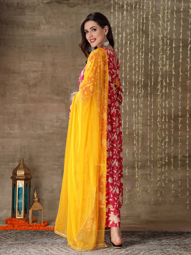 Stylum Women's Floral Printed Cotton Pleated Kurta Palazzo Dupatta Set