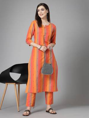 Women's Woven Design Cotton Blend Straight Kurta Pant Set 1