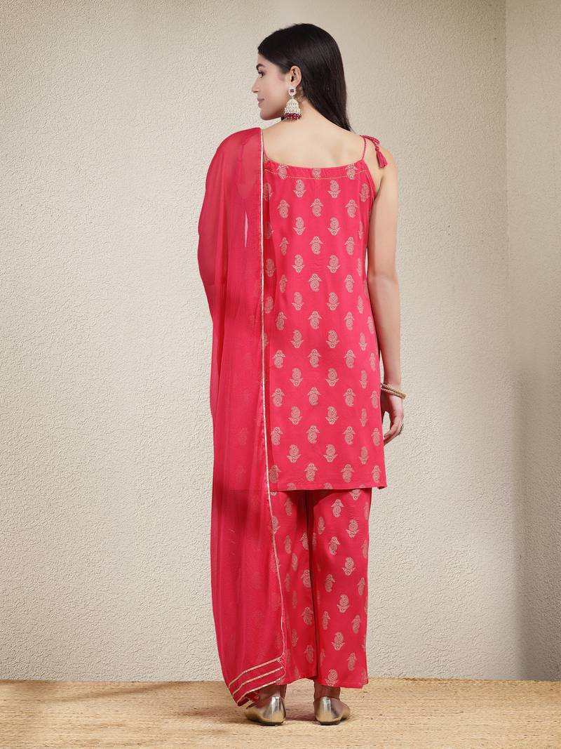 Women's Paisley Printed Rayon Sleeveless Straight Kurta Palazzo Dupatta Set