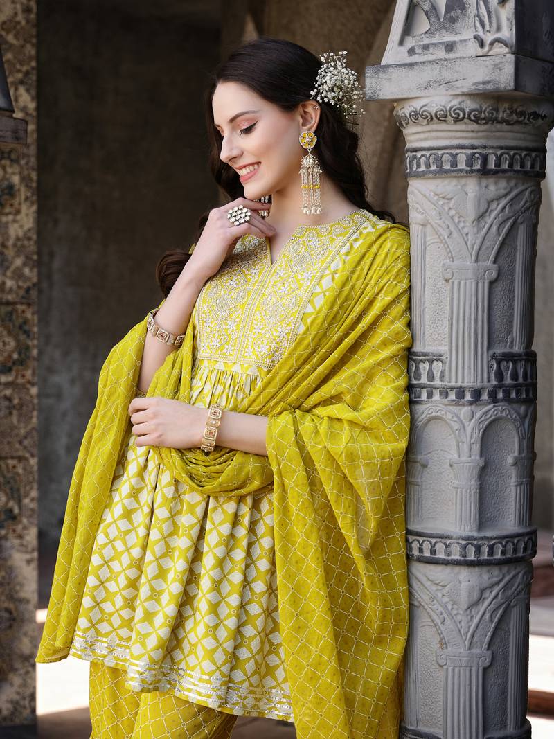 Women's Geomatric Printed & Embroidered Rayon Pleated Kurta Sharara Dupatta Set