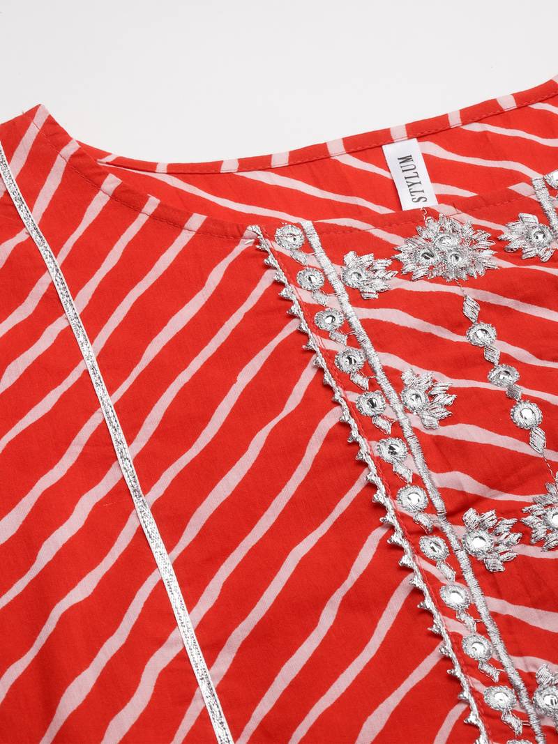 Women's Lehariya Printed Cotton Straight Kurta