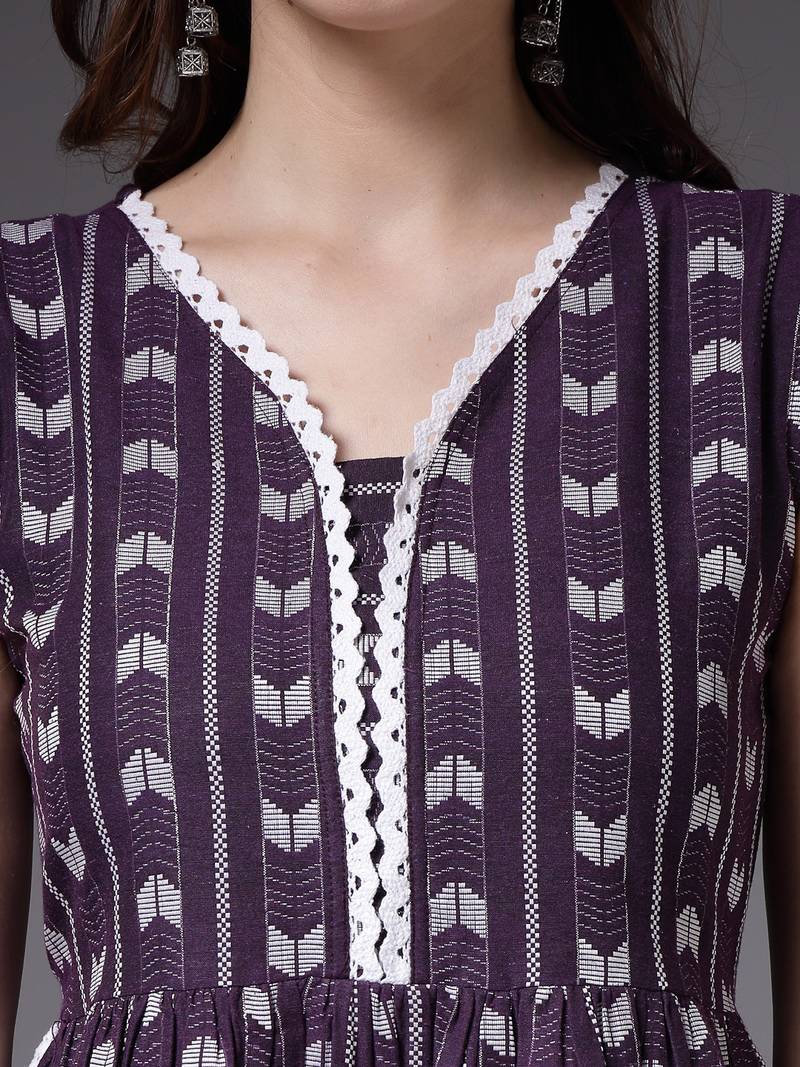 Women's Self Designed Cotton Blend Naira Cut Kurta