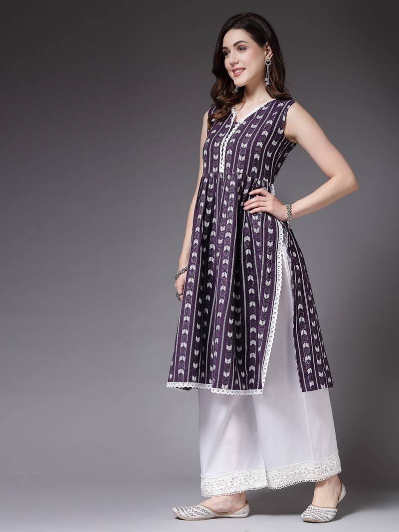 Women's Self Designed Cotton Blend Naira Cut Kurta