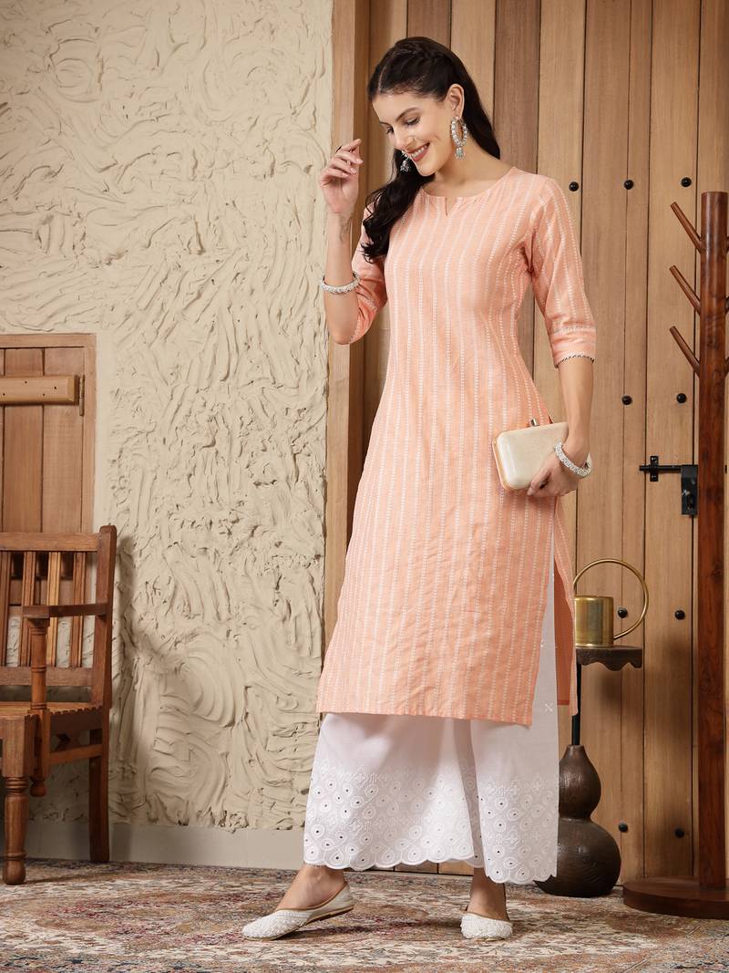 Women's Woven Design Cotton Blend Straight Kurta