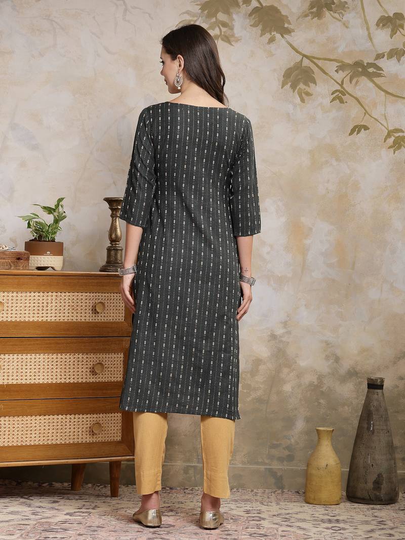 Women's Self Designed Cotton Blend Straight Kurta