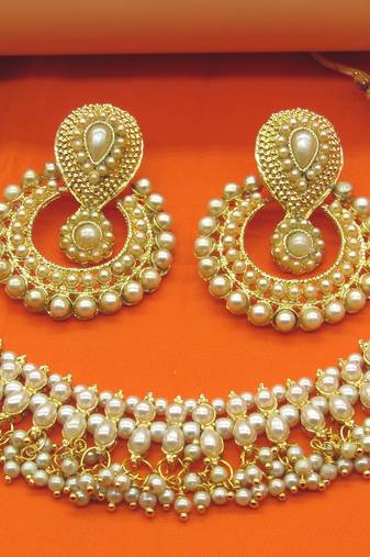 PEARL GOLDEN PLATED NECKLACE SET