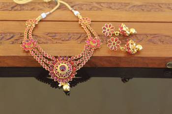 Designer gold plated kempu layer necklace set 1