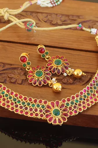 Designer gold plated kempu necklace set