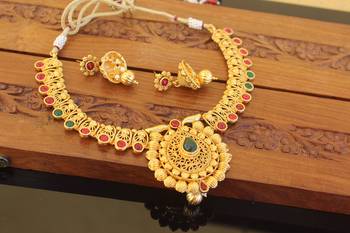 Designer gold plated kempu necklace set 2