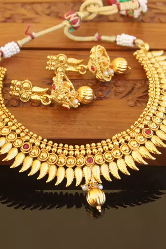 Designer gold plated kempu mango necklace set