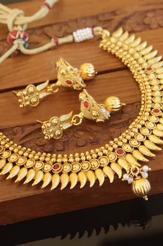 Designer gold plated kempu mango necklace set