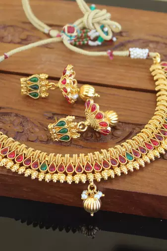 Designer gold plated kempu necklace set