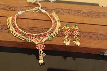 Designer gold plated kempu necklace set 2