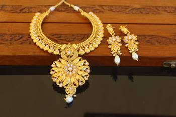 Designer gold plated pearl necklace set 1