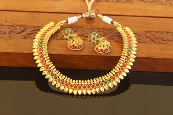 Designer gold plated kempu necklace set 1