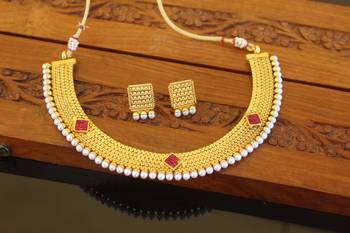 Designer gold plated pearl necklace set 2