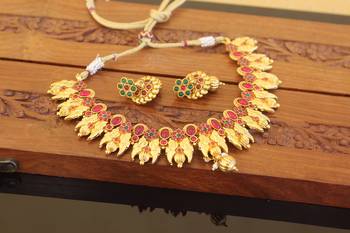 Designer gold plated kempu peacock necklace set 2