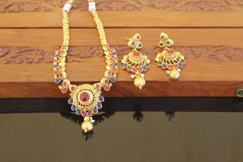 Designer gold plated kempu necklace set 1